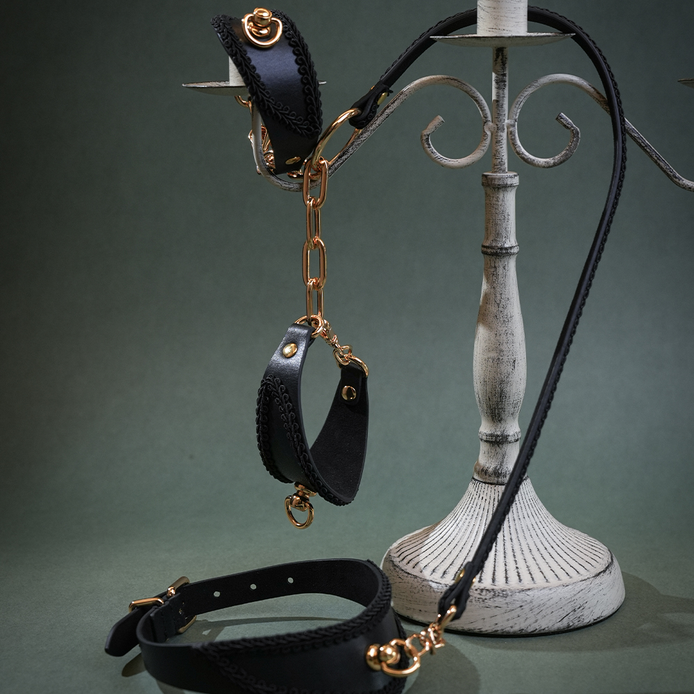 BONDAGE Inc BDSM CUFFS