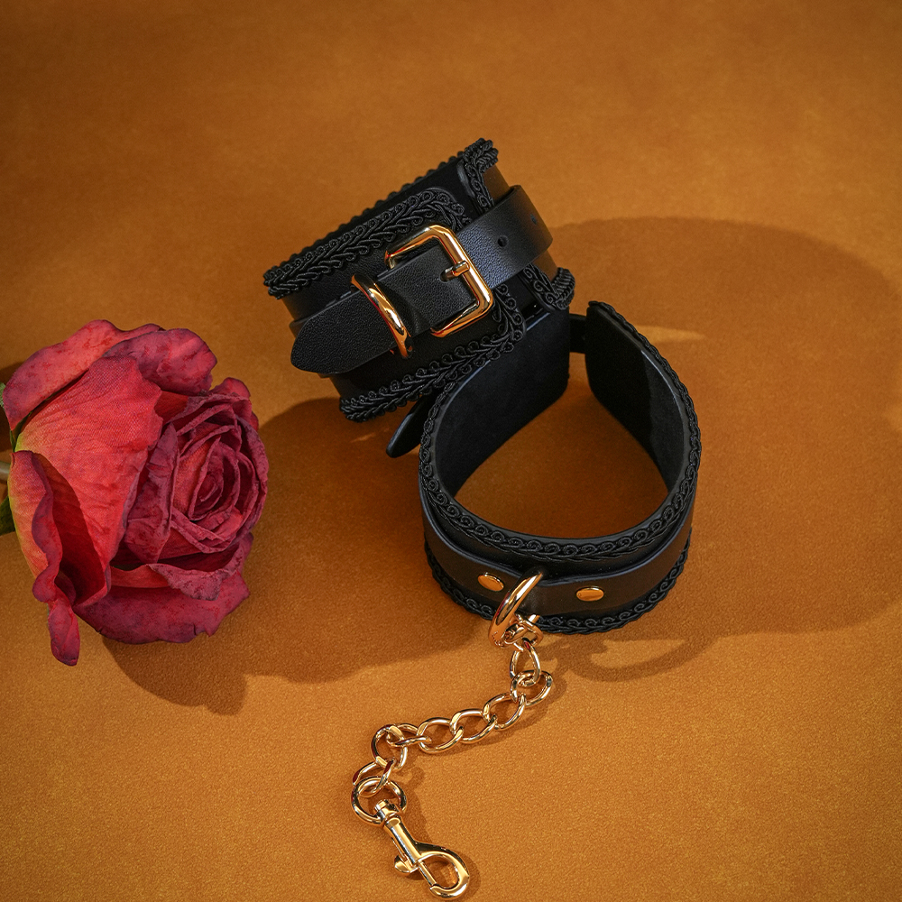 bondage solutions bdsm cuffs 1