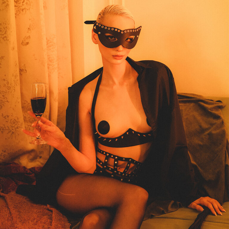 fetish-blindfold