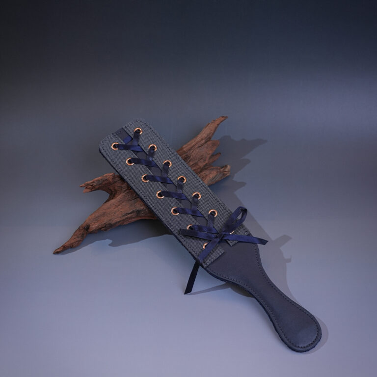 bdsm-spanking-paddle-luxury-cowhide-design