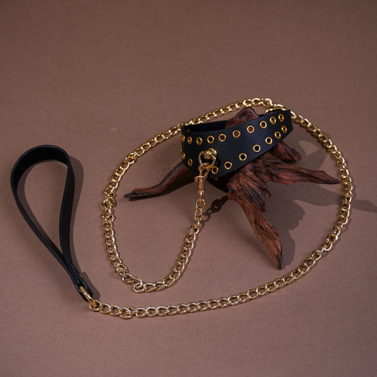 fetish-collar-bdsm-accessory-2025