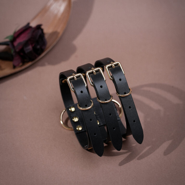 Cyber-BDSM-Necklace-bondage