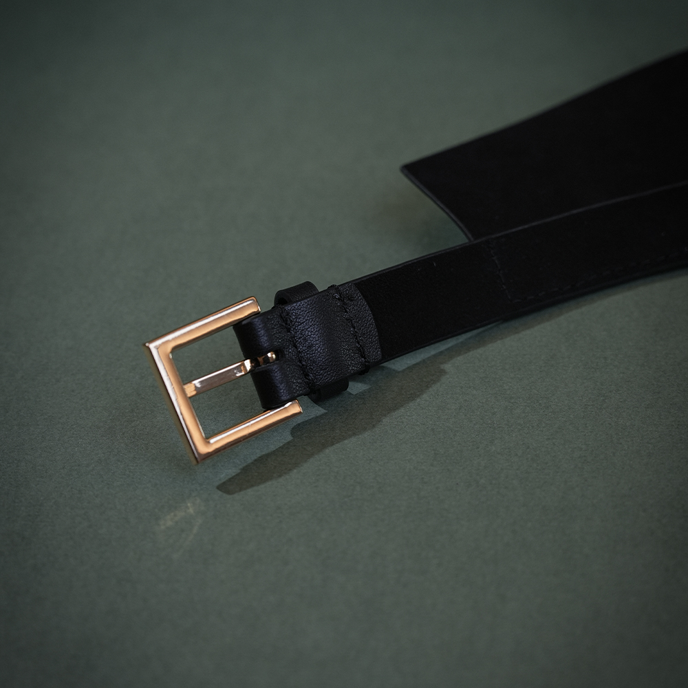 luxury-bdsm-choker-moon-collar