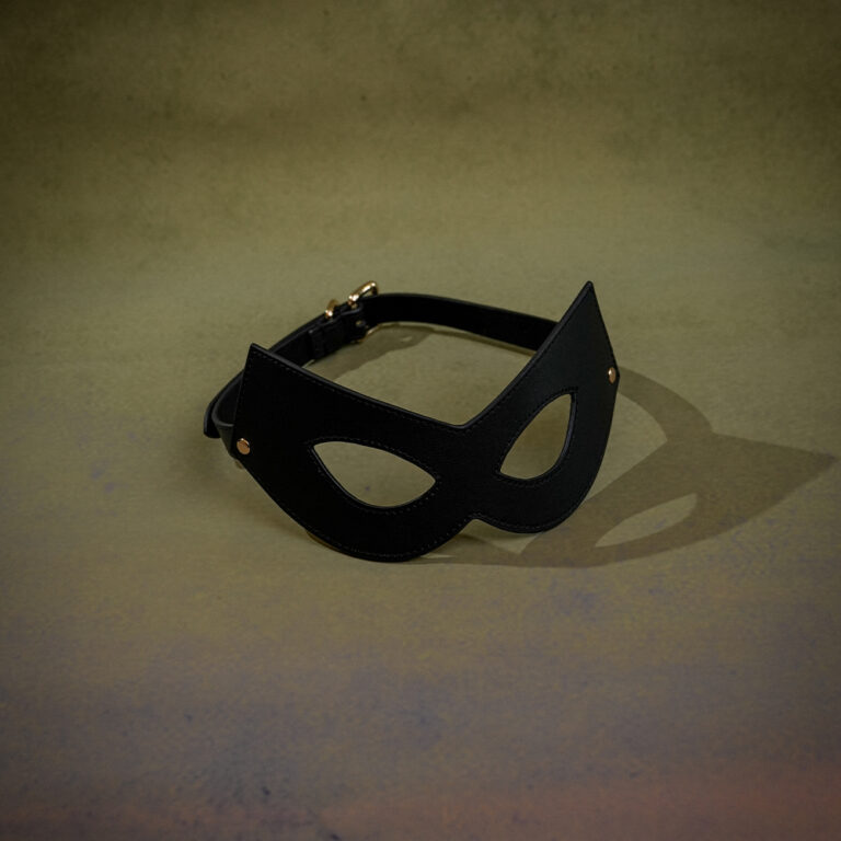 padded bdsm blindfold sensory deprivation