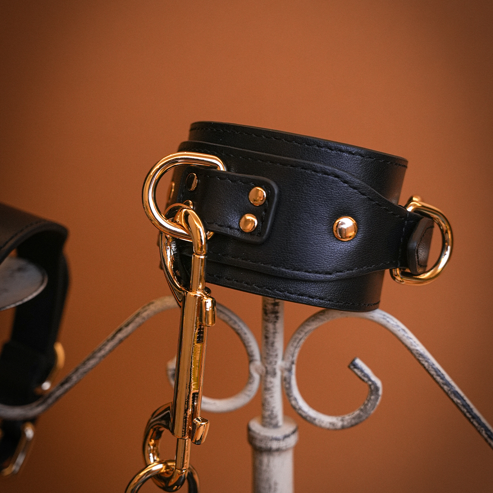 Kit BDSM de bondage et de contrainte personnalisé