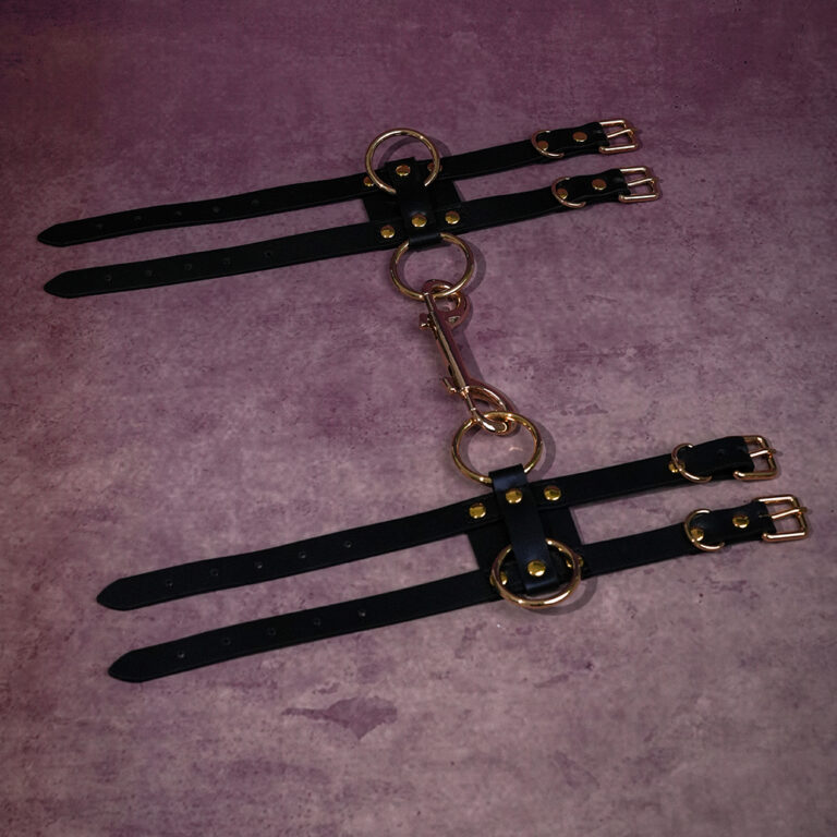 sex-cuffs