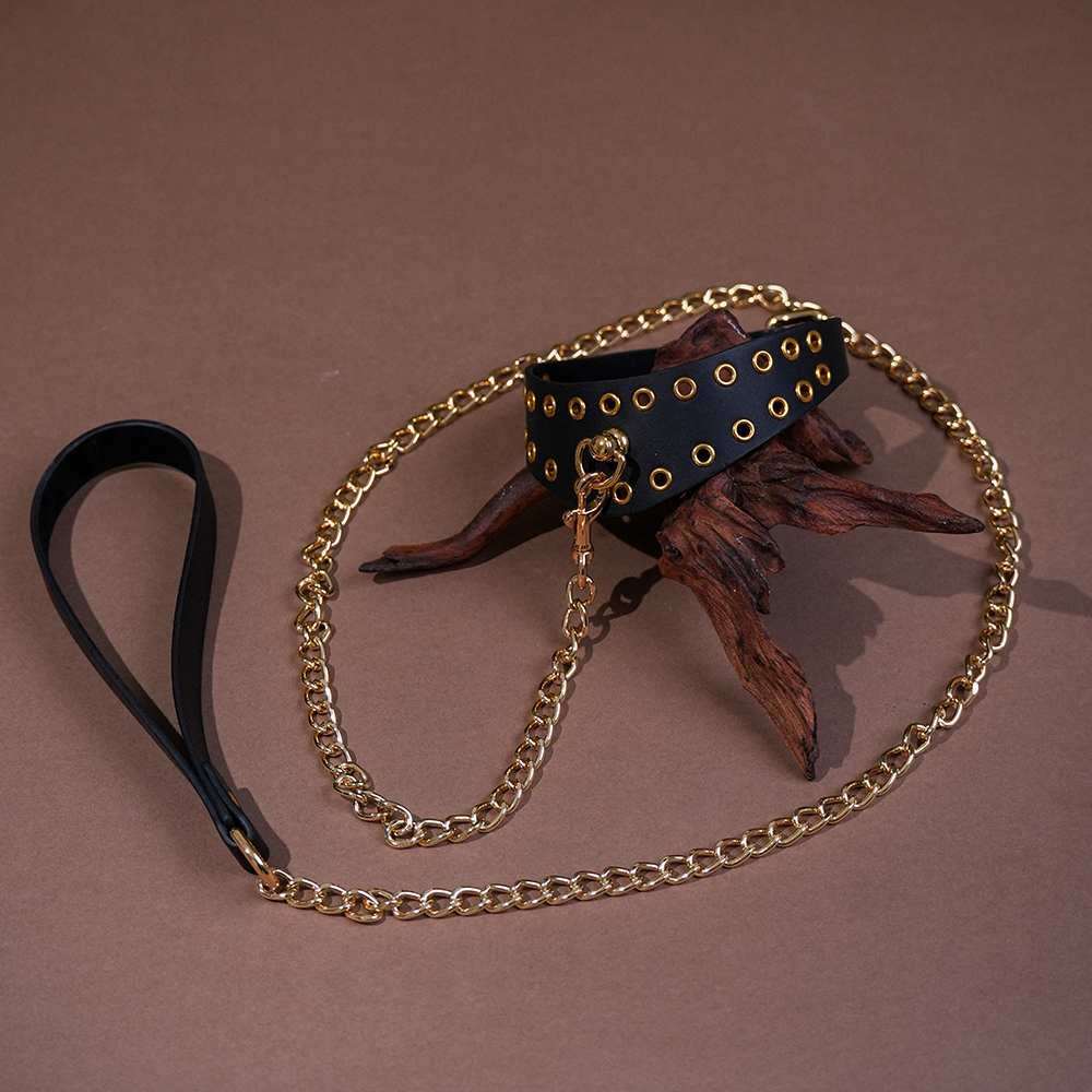 bdsm-collar-chain