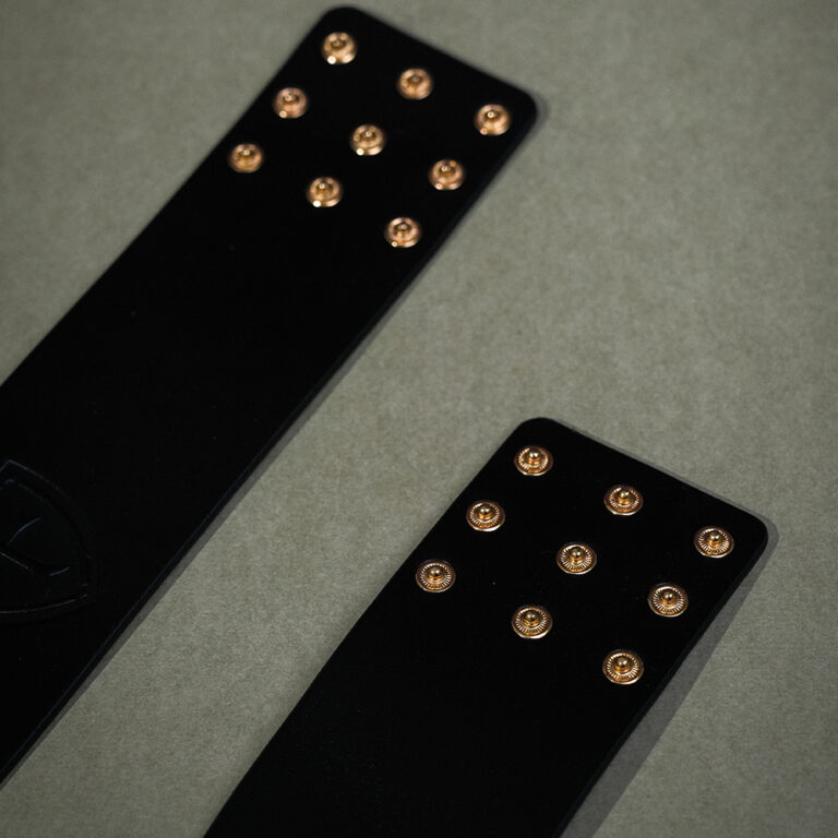 leather-gothic-restraints-closeup